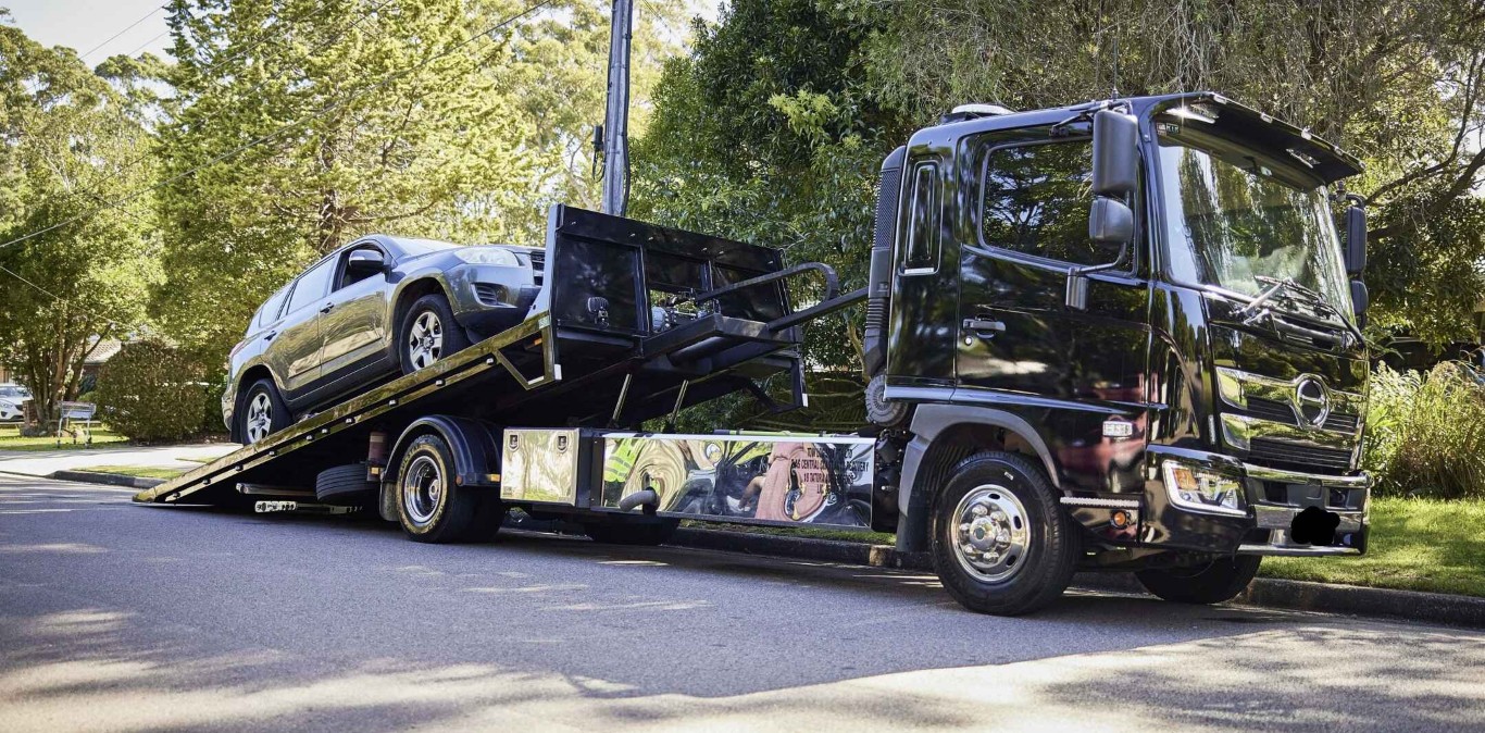 Professional flatbed towing service in Moorpark, CA